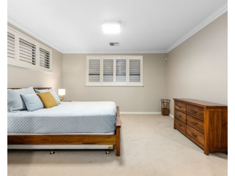 18A Kemp Rd, Mount Pleasant WA 6153