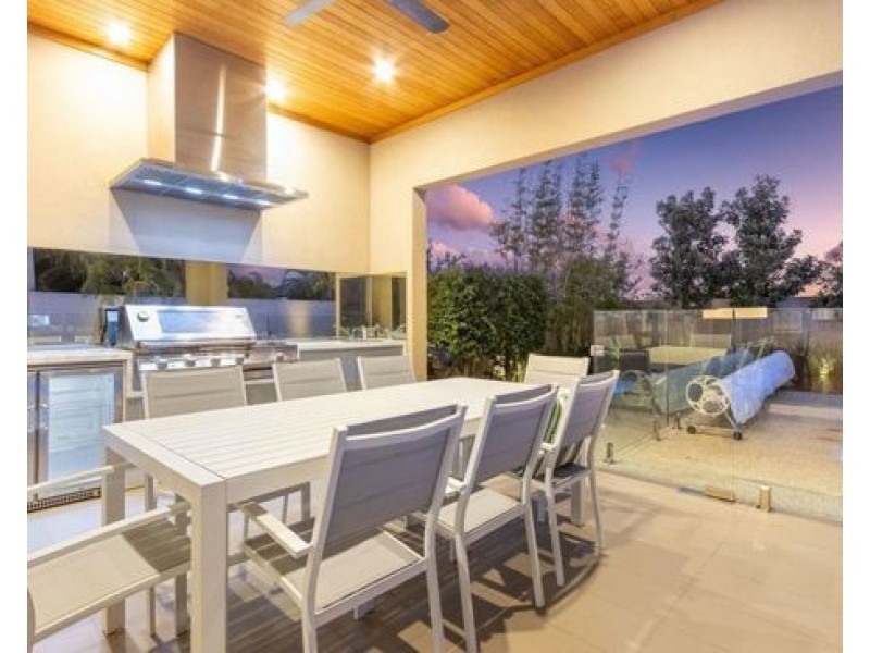 18A Kemp Rd, Mount Pleasant WA 6153