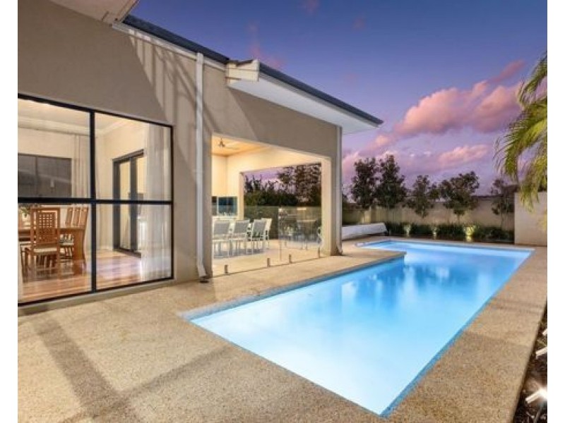 18A Kemp Rd, Mount Pleasant WA 6153