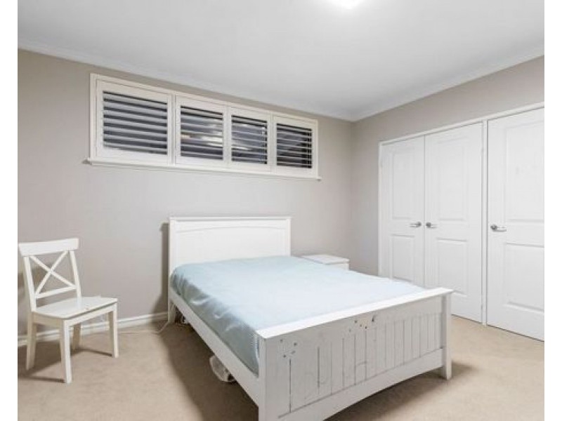 18A Kemp Rd, Mount Pleasant WA 6153