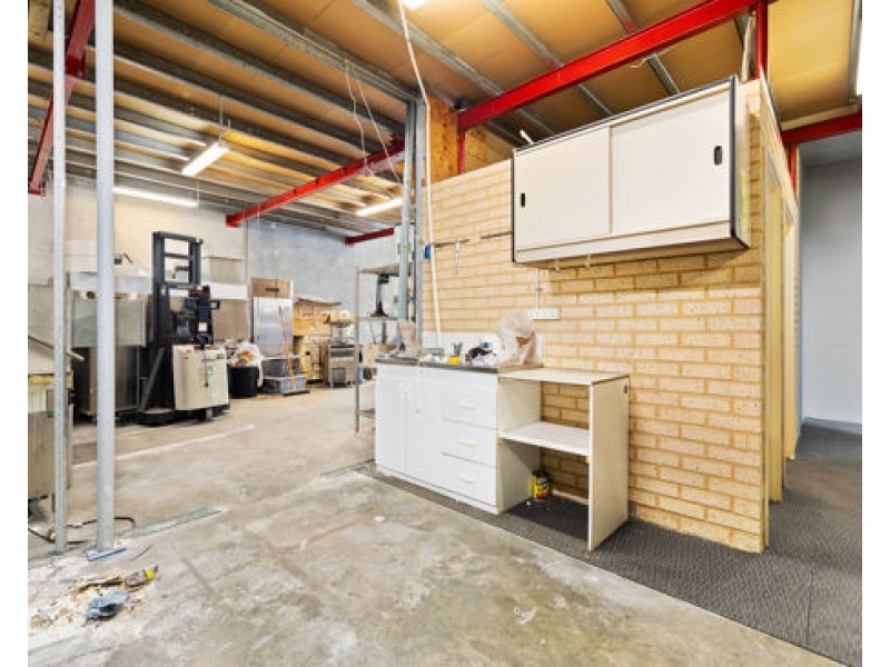 1/51 Erceg Road, Yangebup WA 6164