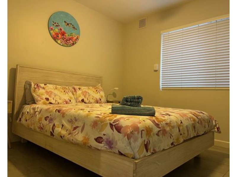 U2/142 Watkins Street, White Gum Valley WA 6162