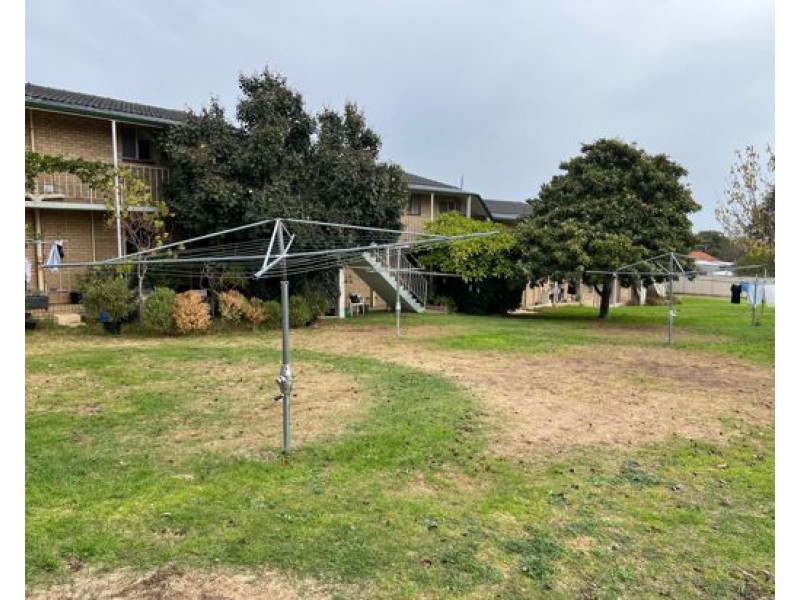 U2/142 Watkins Street, White Gum Valley WA 6162