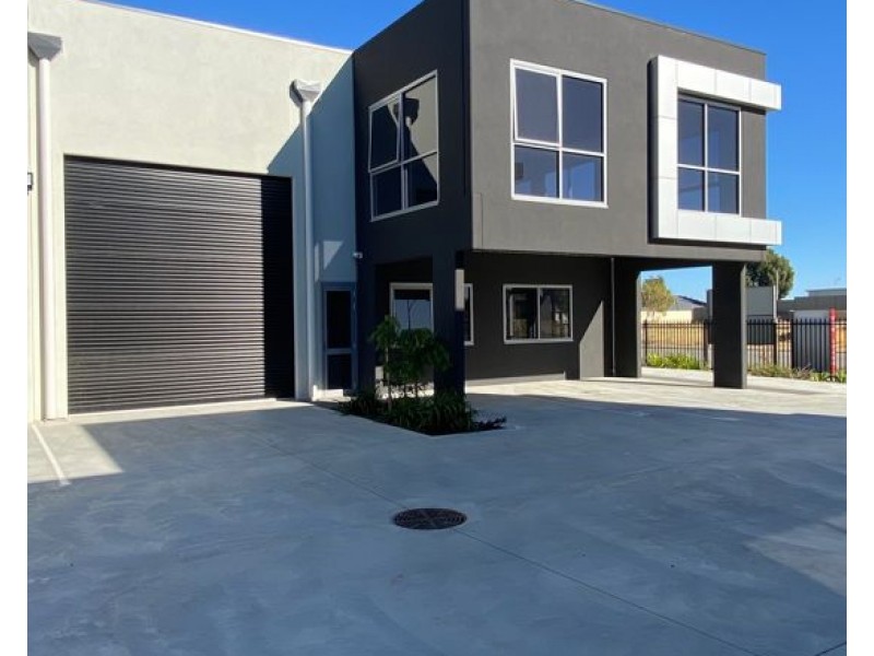 U2/29 Sunderland Crescent, Butler WA 6036