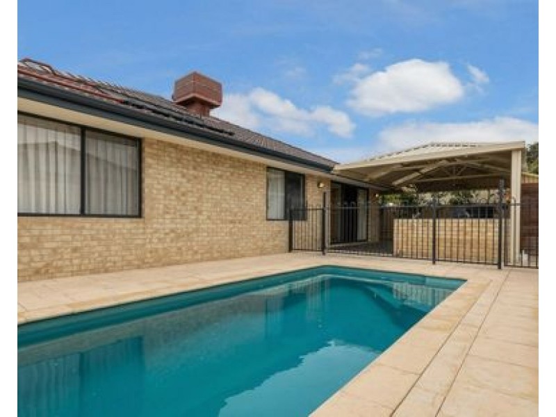 99 Aurora Drive, Atwell WA 6164