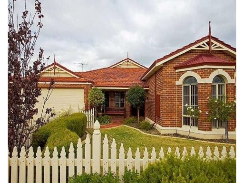 42 Fairbairn Road, Coogee WA 6166