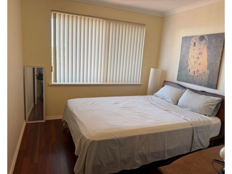 42 Fairbairn Road, Coogee WA 6166