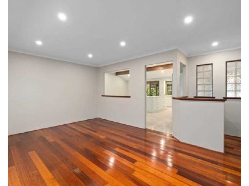 8 Lavalle Rise, South Lake WA 6164