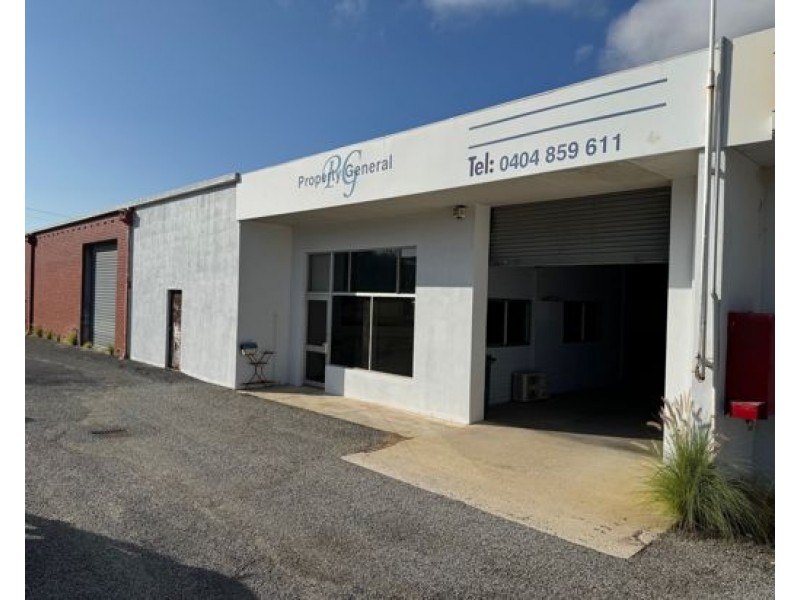 U2/3 Jarvis St, O’connor WA 6163