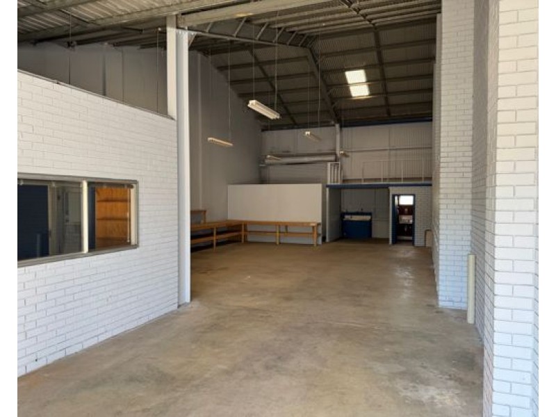 U2/3 Jarvis St, O’connor WA 6163