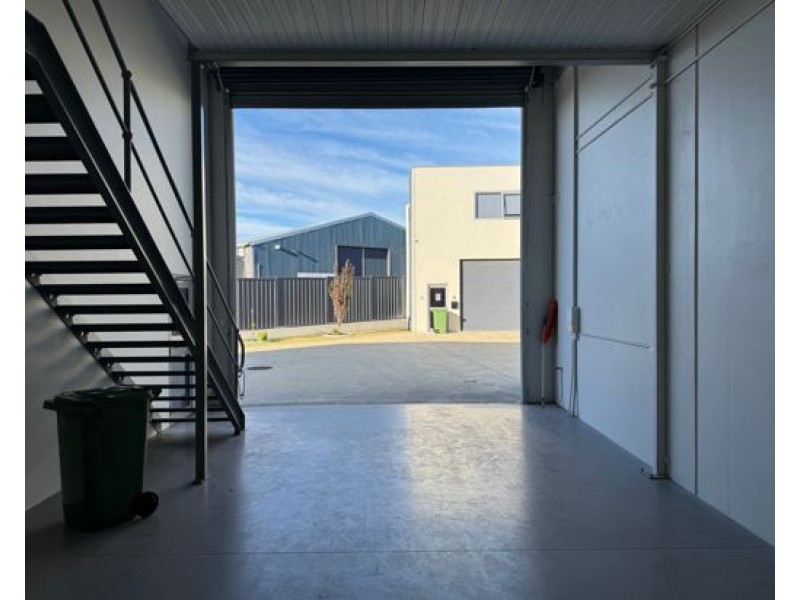 U3/19 Jones Street, O’connor WA 6163