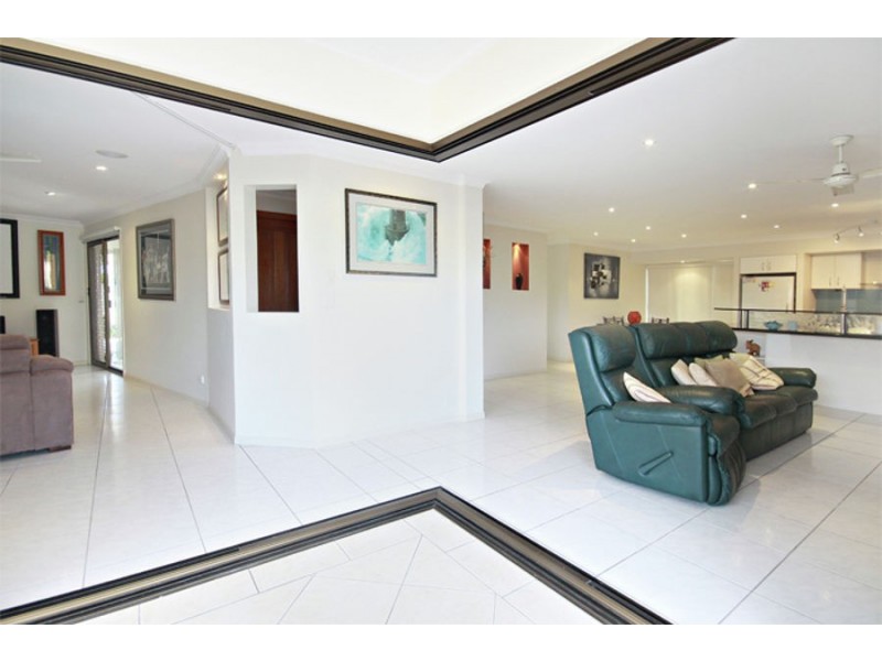 10 Rosella Street, Buddina QLD 4575