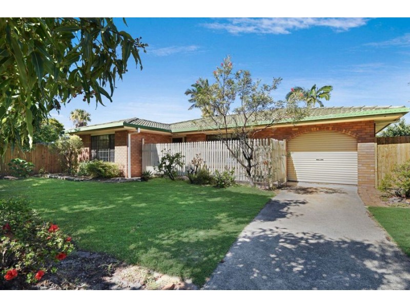 7 Jinang Street, Warana QLD 4575