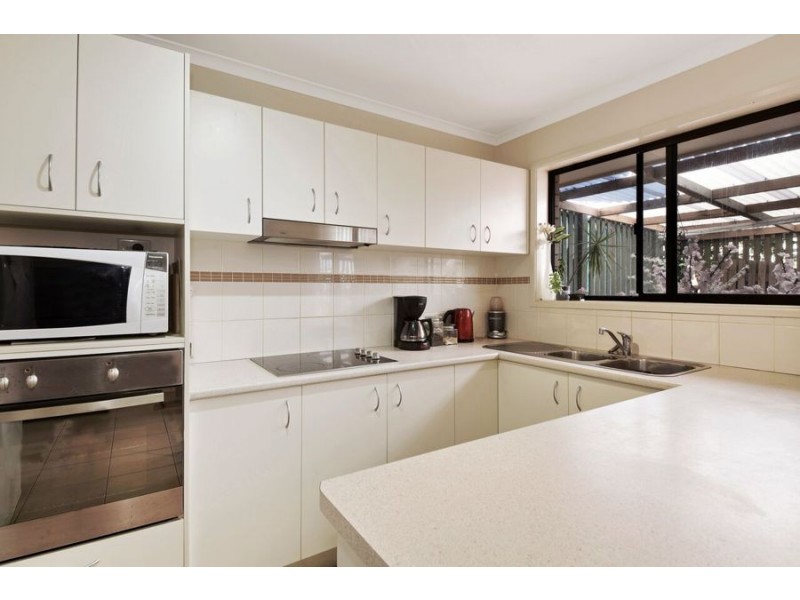 7 Jinang Street, Warana QLD 4575