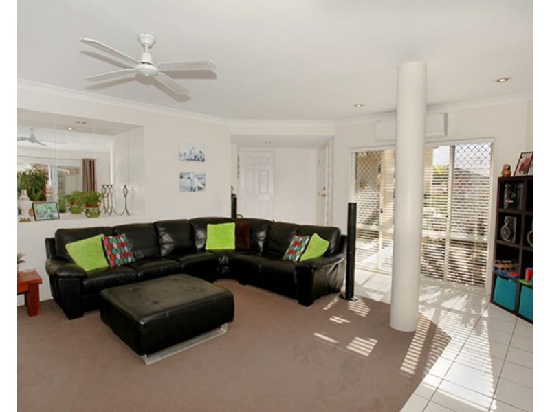 8 Alloota Street, Wurtulla QLD 4575