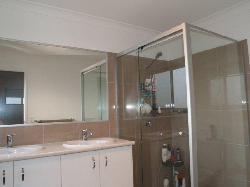 1/10 Lamatia Drive, Mountain Creek QLD 4557