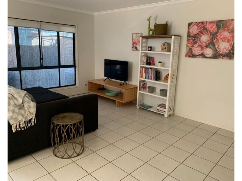 Unit 4 / 39 Dalton Drive, Maroochydore QLD 4558