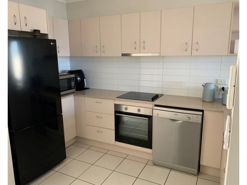 Unit 4 / 39 Dalton Drive, Maroochydore QLD 4558