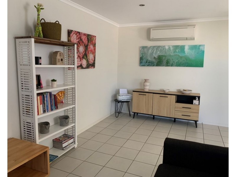 Unit 4 / 39 Dalton Drive, Maroochydore QLD 4558