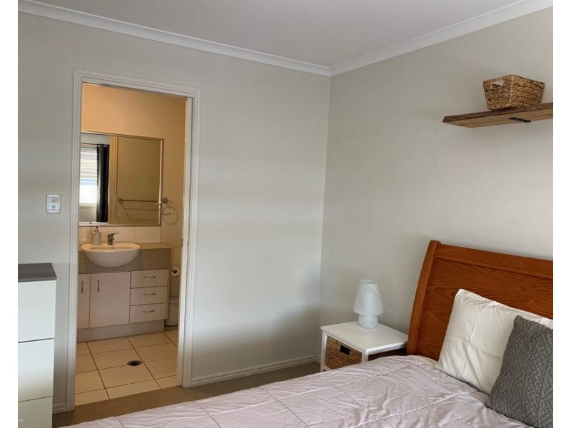 Unit 4 / 39 Dalton Drive, Maroochydore QLD 4558