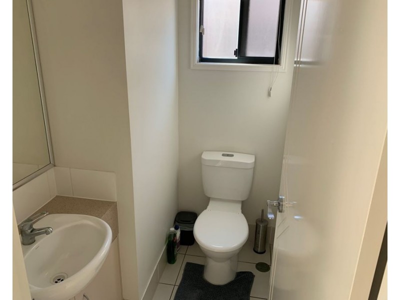 Unit 4 / 39 Dalton Drive, Maroochydore QLD 4558
