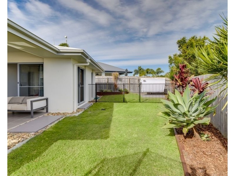 6 Montreal Drive, Peregian Springs QLD 4573