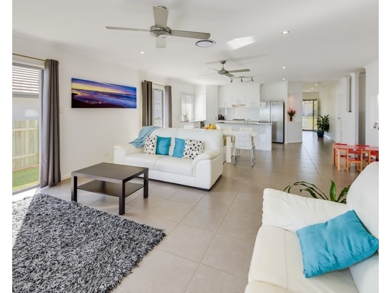 6 Montreal Drive, Peregian Springs QLD 4573