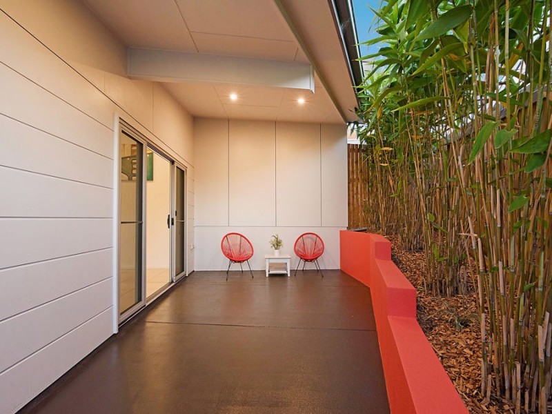 15 Tree View Cres, Little Mountain QLD 4551