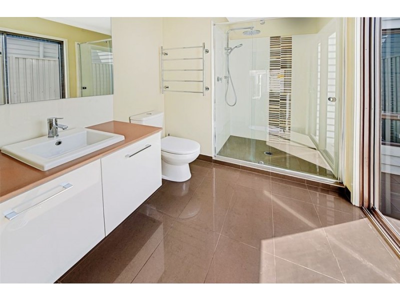 16 Coral Crescent, Caloundra West QLD 4551