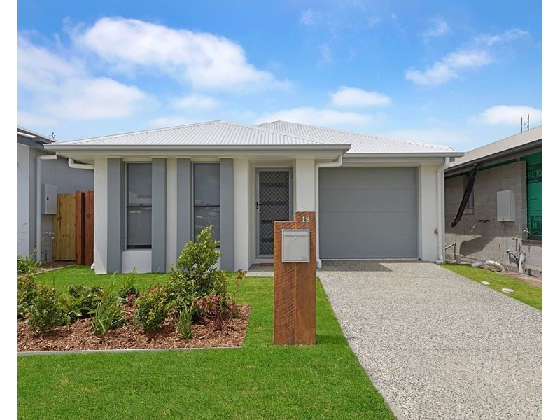 19 Wilkinson Street, Caloundra QLD 4551