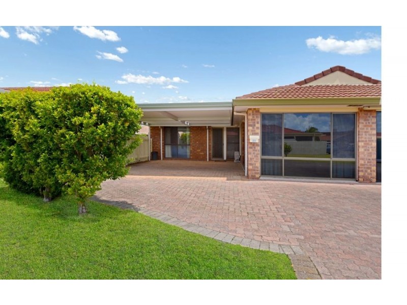 31/2 Longwood St, Minyama QLD 4575