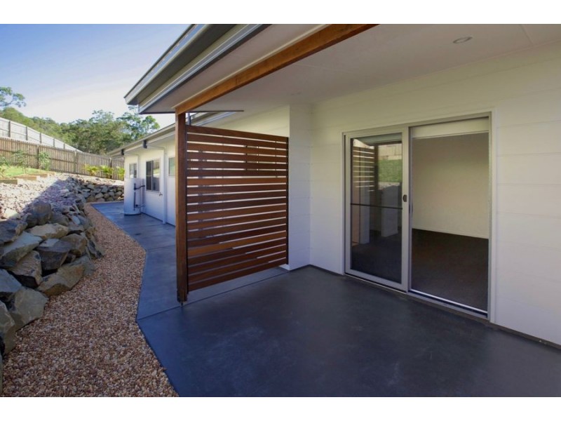 15 Tree View Cres, Little Mountain QLD 4551