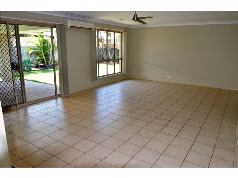 14 Kamala Place, Meridan Plains QLD 4551