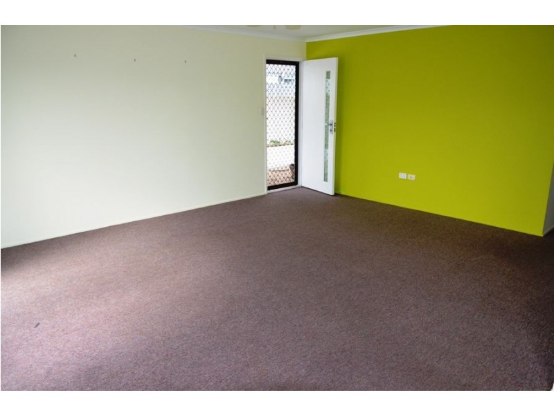 8 Dalpura Street, Buddina QLD 4575