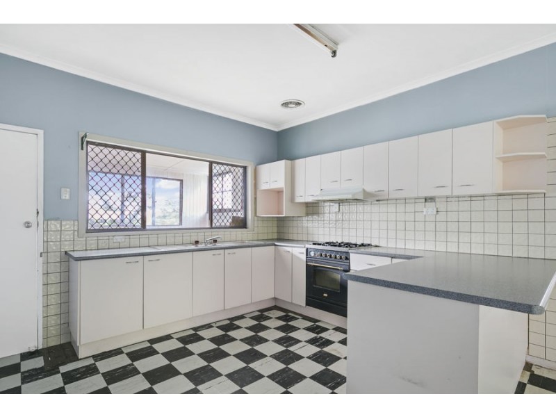 11 Wharf St, Yandina QLD 4561