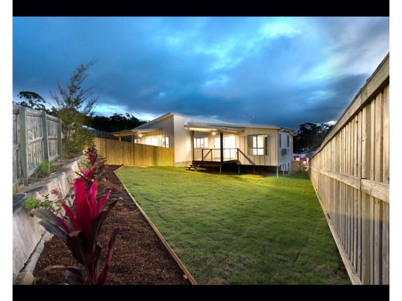 13A Tree View Crescent, Little Mountain QLD 4551