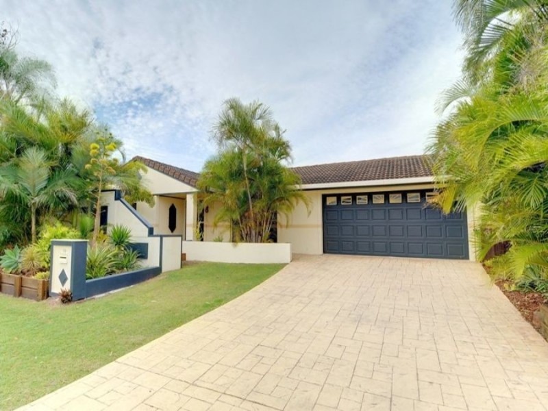 19 Rosella St, Parrearra QLD 4575