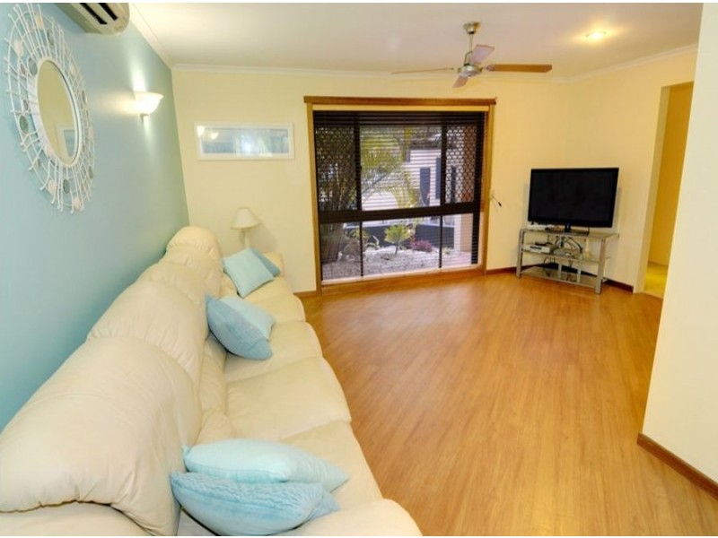 19 Rosella St, Parrearra QLD 4575