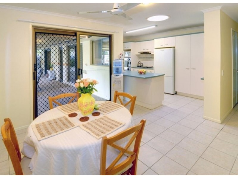 19 Rosella St, Parrearra QLD 4575