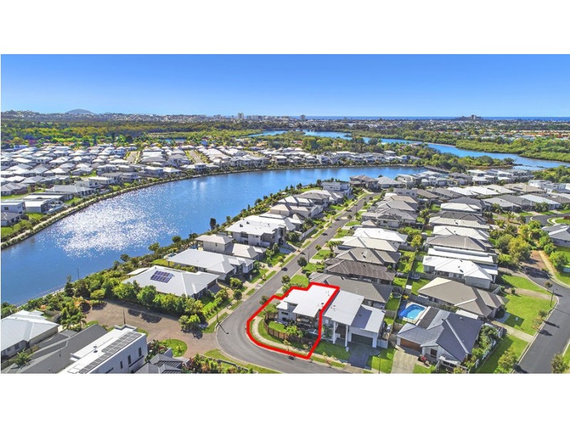 1/10 Lamatia Drv, Mountain Creek QLD 4557