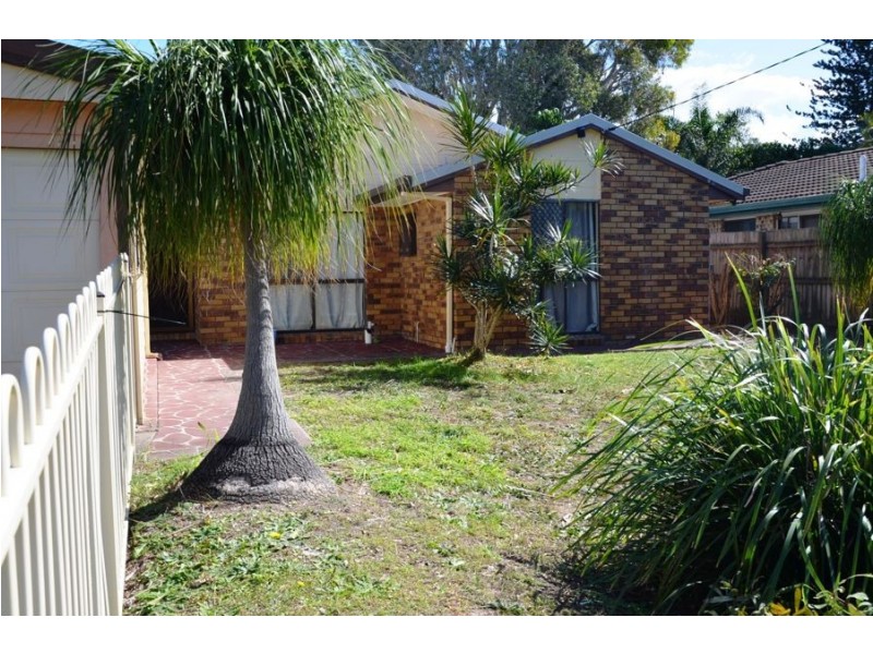 29 Ilaroo Street, Warana QLD 4575
