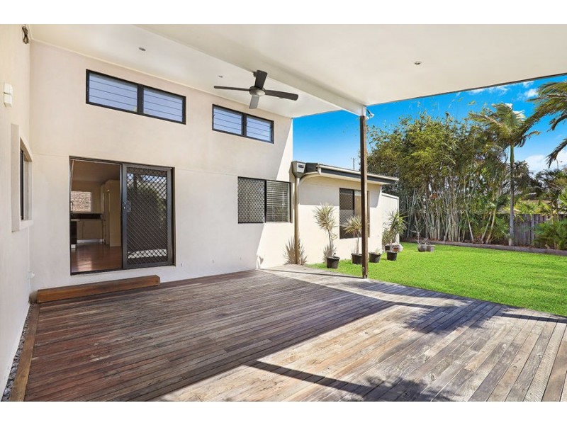 25 Kookaburra Cres, Bokarina QLD 4575