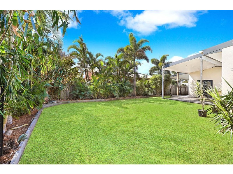 25 Kookaburra Cres, Bokarina QLD 4575