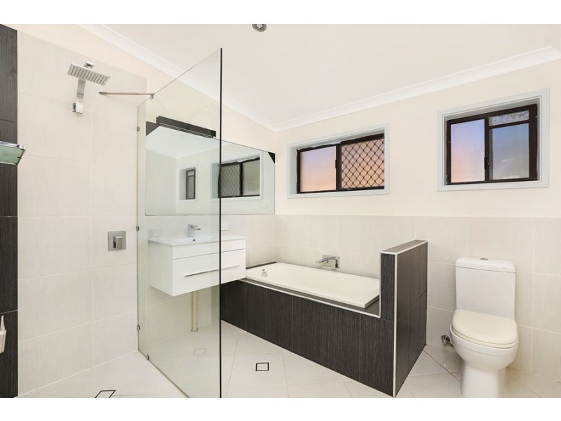 25 Kookaburra Cres, Bokarina QLD 4575