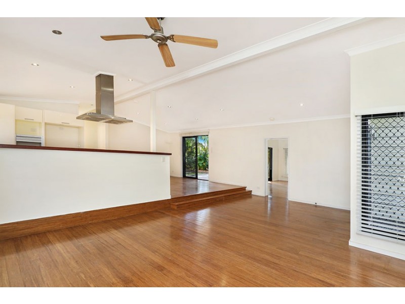 25 Kookaburra Cres, Bokarina QLD 4575