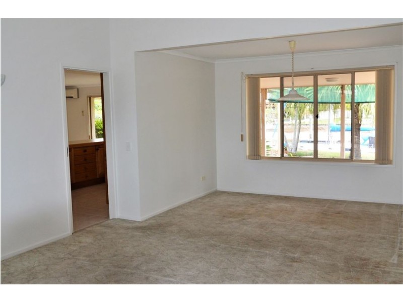 7 Coomaroo Crescent, Minyama QLD 4575