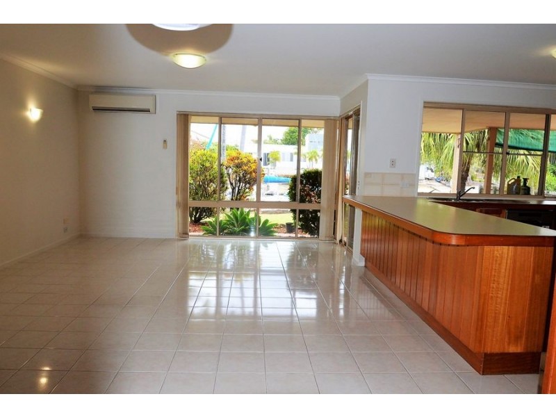 7 Coomaroo Crescent, Minyama QLD 4575