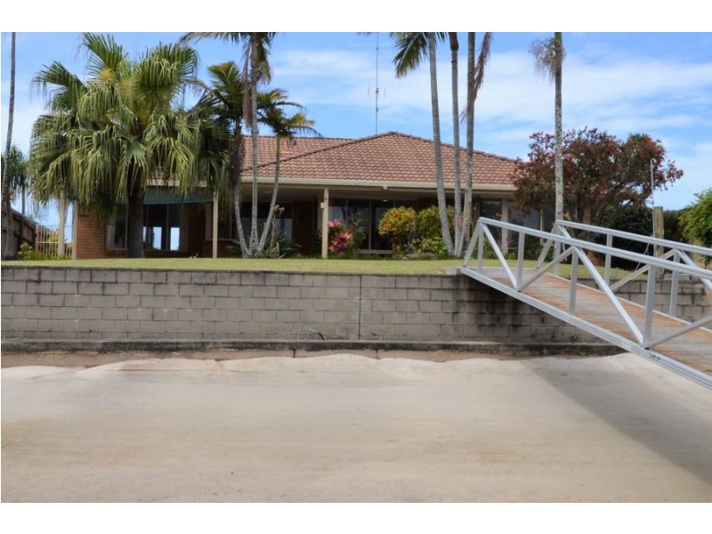 7 Coomaroo Crescent, Minyama QLD 4575