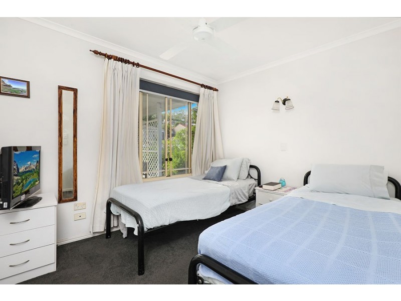 17 Moreton Bay Drive, Caloundra West QLD 4551