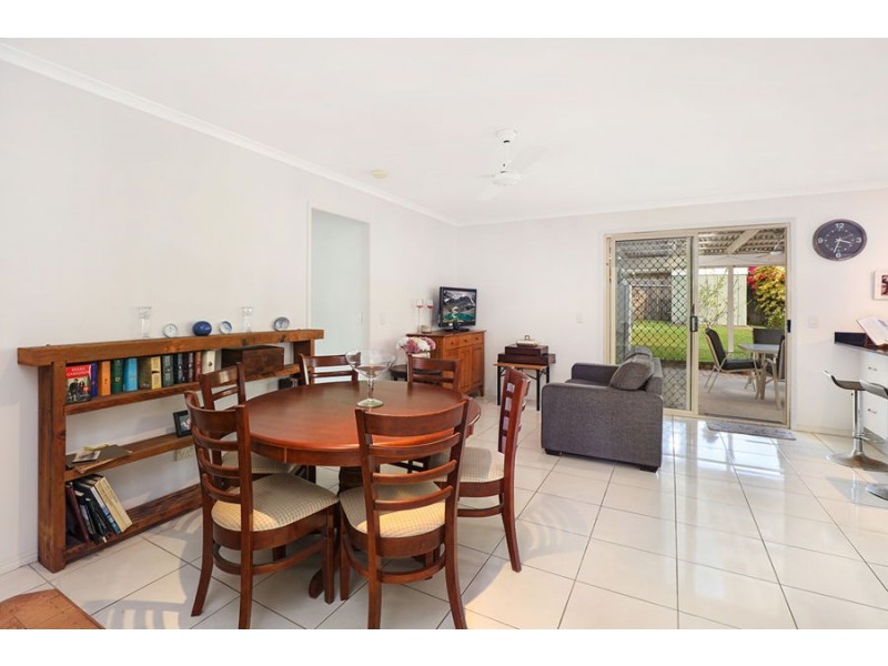 17 Moreton Bay Drive, Caloundra West QLD 4551